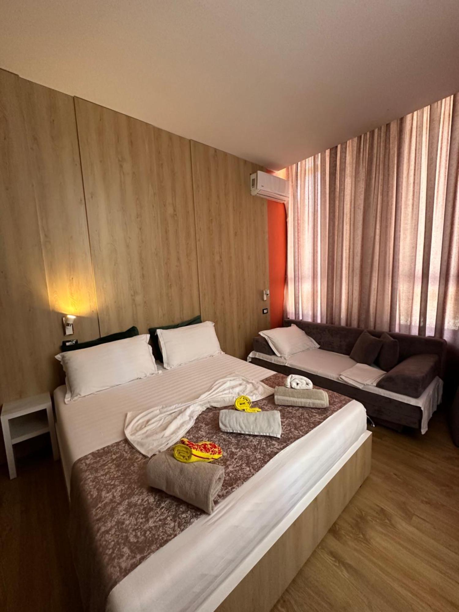 Colombia Apartments&rooms Durrës